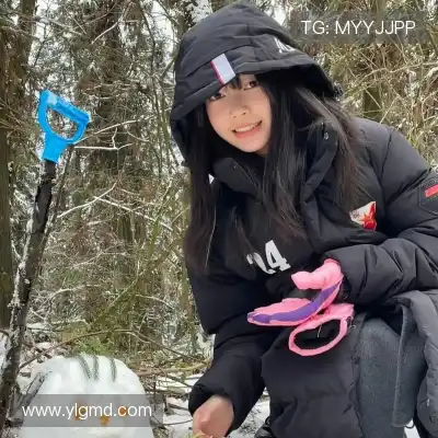 尤诗彩